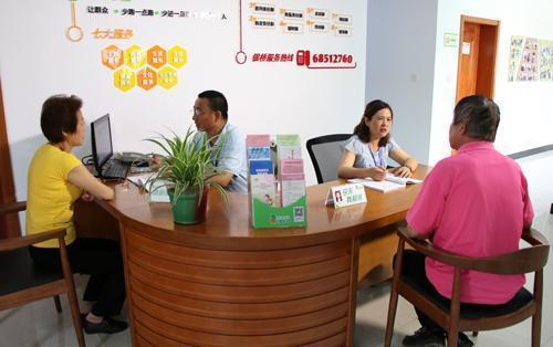 浦东19个职能部门服务来到村居,明年底前家门