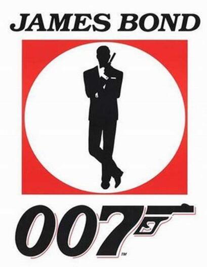资料图:谍战电影《007》海报.