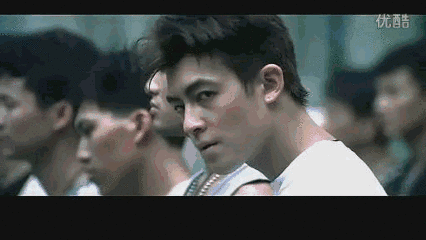 2003年,陈冠希迎来事业巅峰期,这年他接拍了电影《无间道3》.
