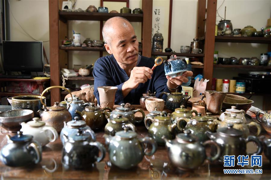 台湾陶艺师陈金旺的陶艺世界