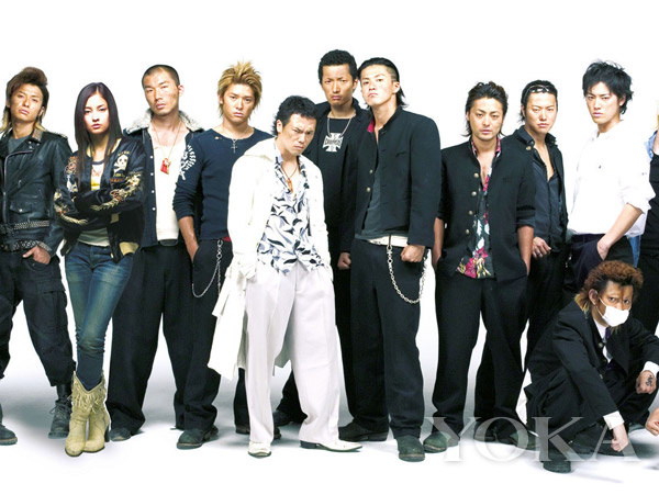 除草机:大幂幂同款刺绣夹克 披着东瀛外表的东北花袄