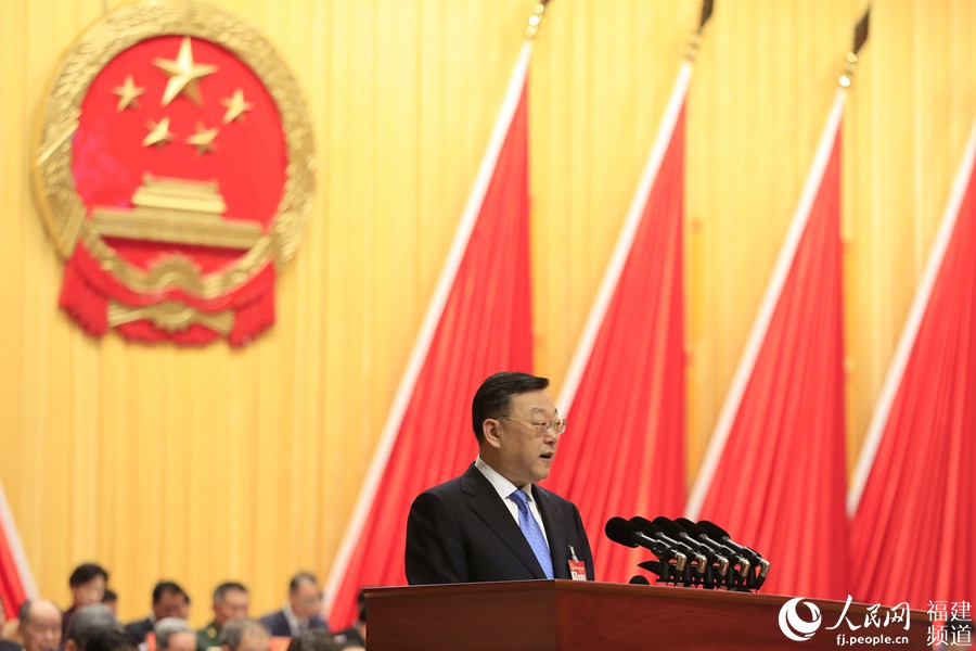 高清:福建省十三届人大二次会议开幕 唐登杰作