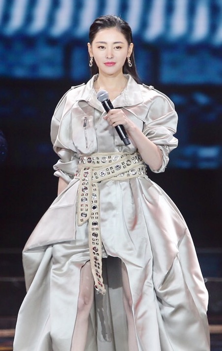 苏宁易购High购夜 杨洋与张天爱助阵惊喜不断