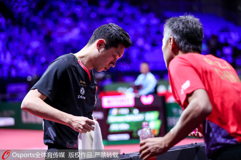 世乒赛-许昕2-4不敌西蒙爆出大冷 国乒男单下半