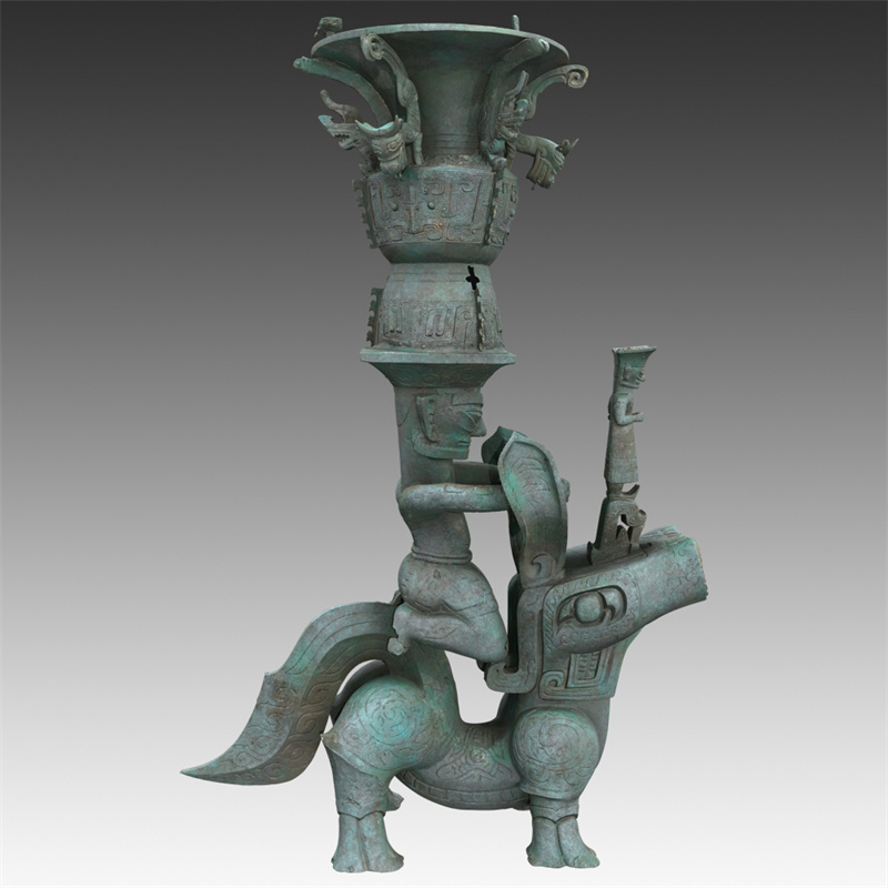 三星堆遗址成功跨坑拼对两件大型青铜器或为古蜀时代祭祀神像的艺术形象
