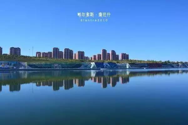 热烈庆祝康巴什被评为同程旅游"百旅会推荐旅游城市"